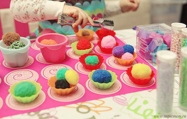 Пир из самодельного пластилина
