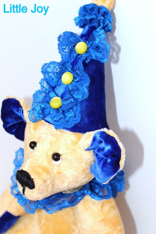 Плюшевый мишка.