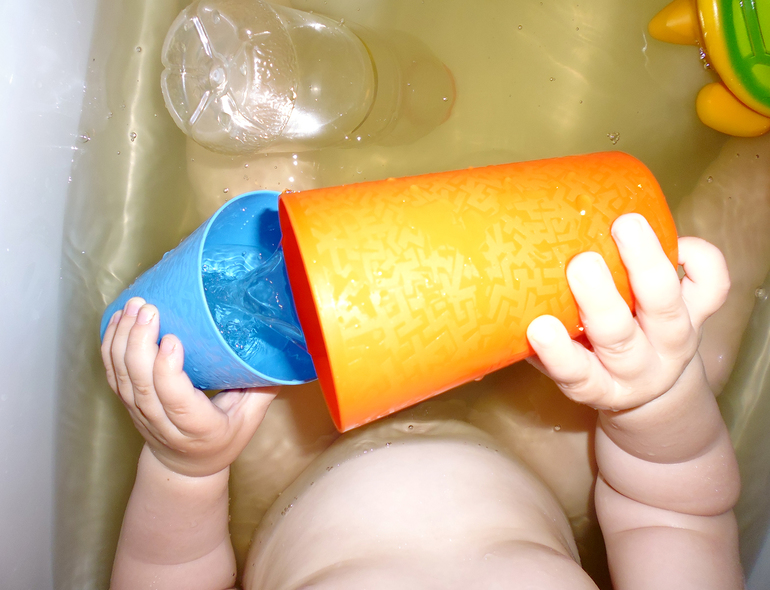 Майские игры. Часть 1. Игры с водой.