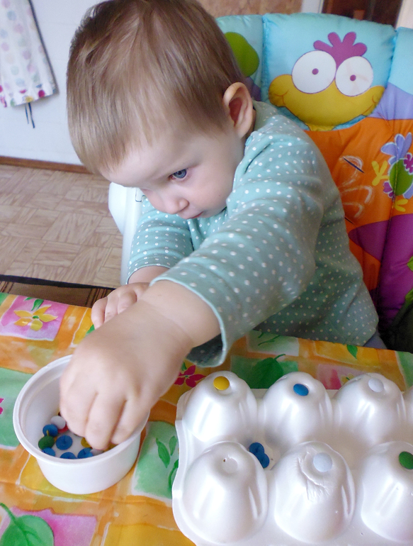 Цветные гвоздики и другие игры