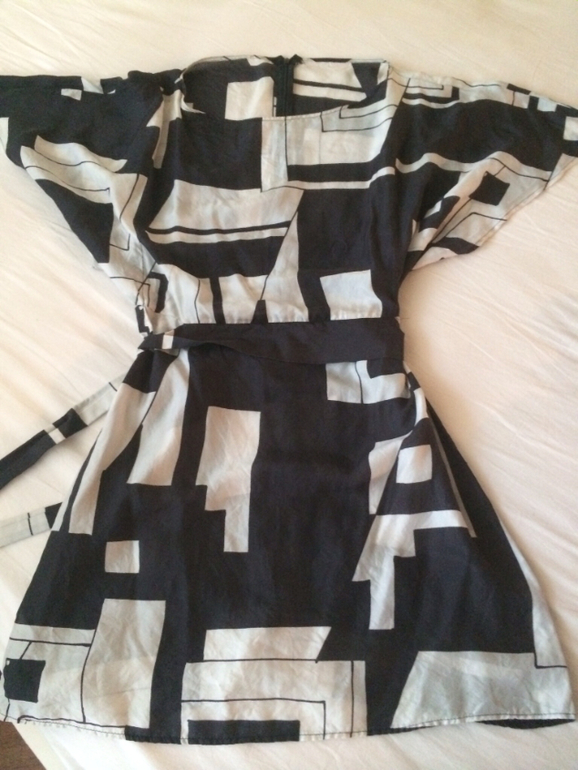 Одежда 42-44-46 новая и в идеале. Дешево.