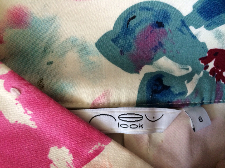 Одежда 42-44-46 новая и в идеале. Дешево.