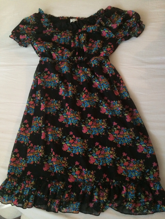 Одежда 42-44-46 новая и в идеале. Дешево.