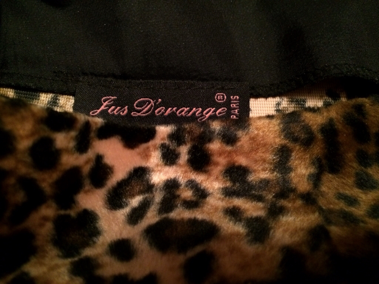 Одежда 42-44-46 новая и в идеале. Дешево.