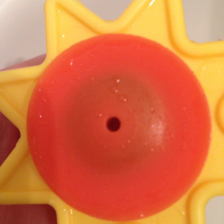 Плесень в резиновых игрушках для ванн