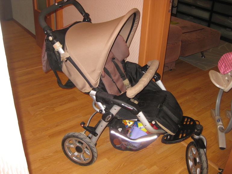 Продаю коляску JANE SLALOM PRO 7000 руб