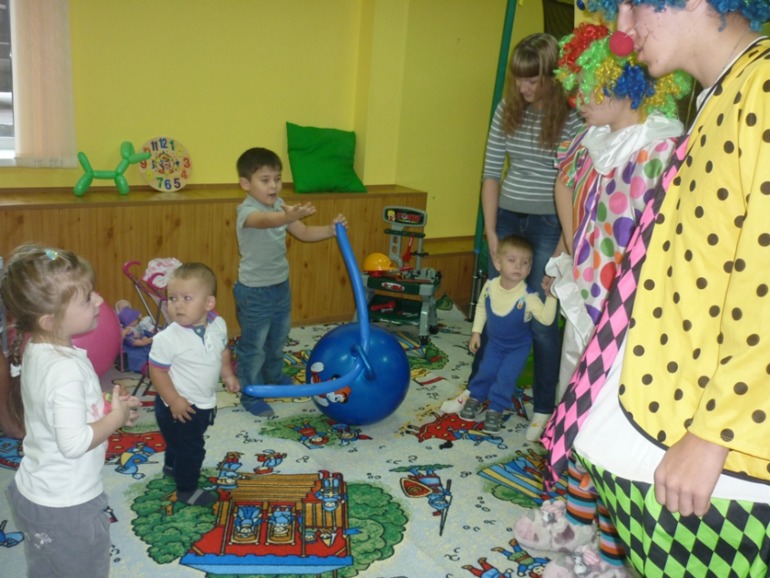 На открытии детского сада