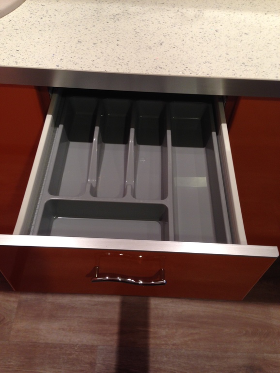 Эконом кухня на 9 кв.м. Поэтапно, с ценами