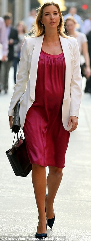 Беременный стиль звезд. Иванка Трамп