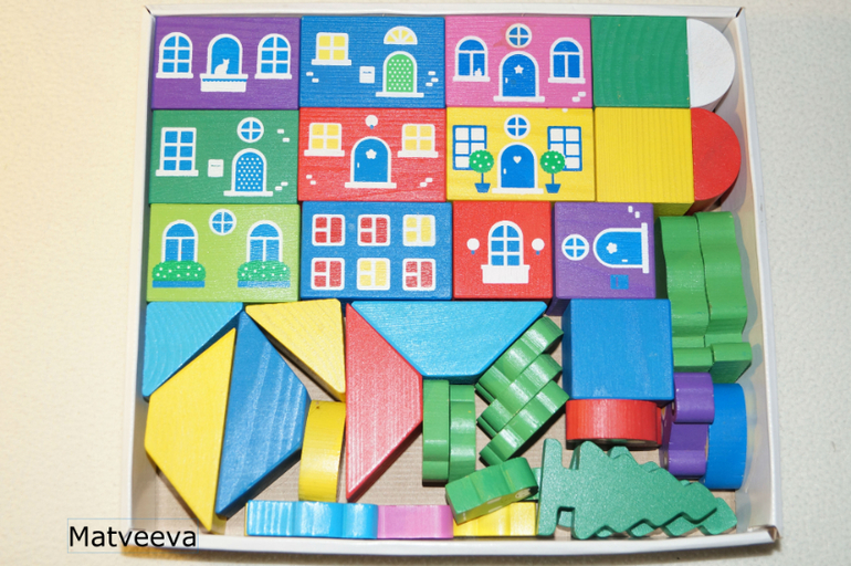 Наши деревянные игрушки 10 мес - до 1,7 . Часть 6.