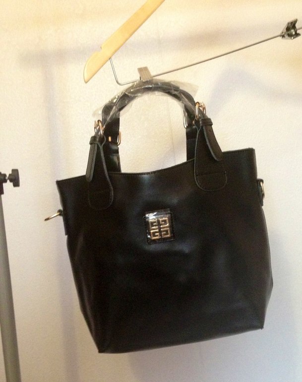 Сумки натуральная кожа в наличии новое! по 2600