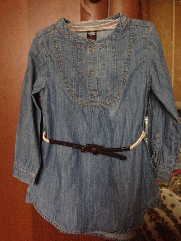 Платье ZARA. 86-102 см. 700 руб.