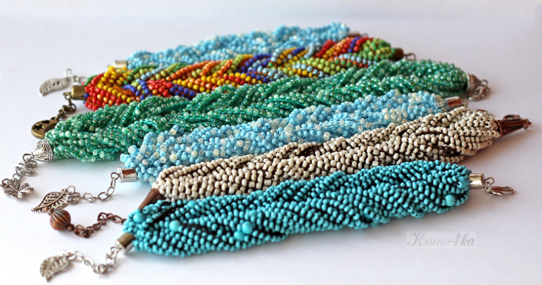 Новый цветочек из новых браслетов)