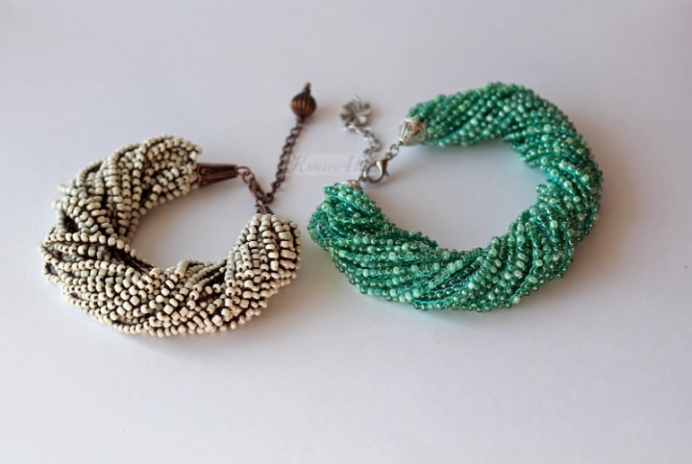 Новый цветочек из новых браслетов)