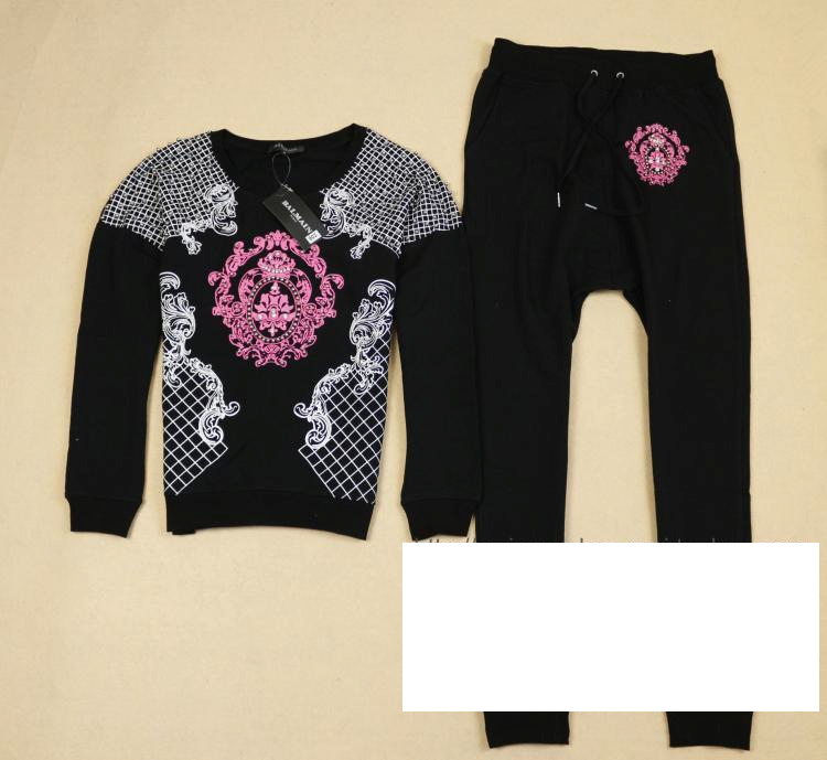 Красивые спортивные костюмы от 1500р!