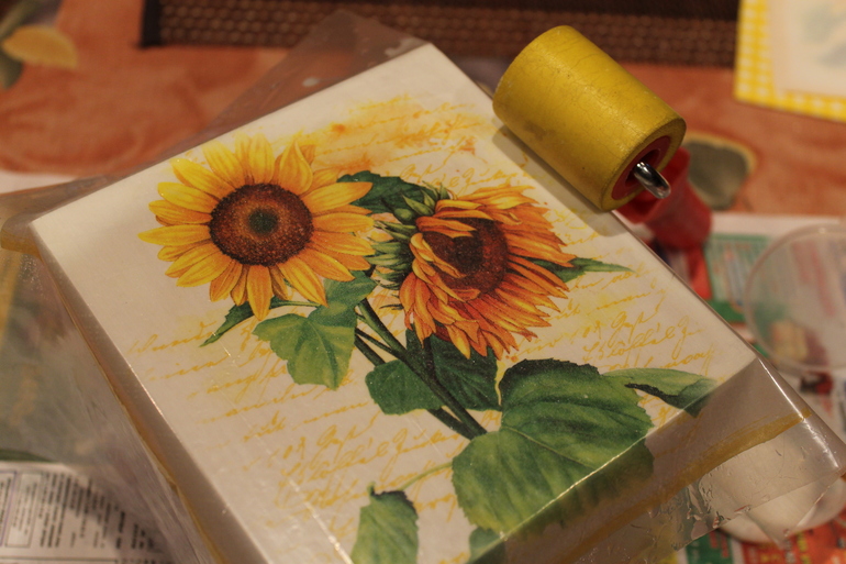 Совместный декупаж короба для специй.