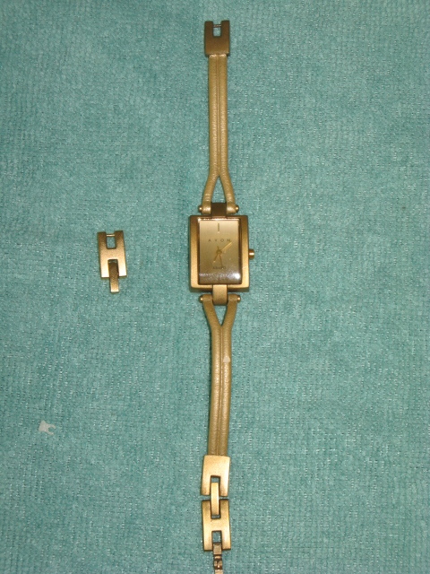 часы,бижутерия. почта .