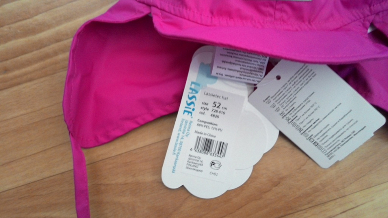 Шапка LassieTEC новая р. 52 цена 400р!! Почта за мой счет!!!