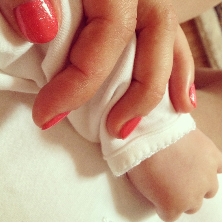 педикюр и маникюр...