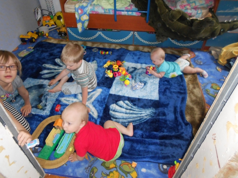 Гуляли в субботу в парке)