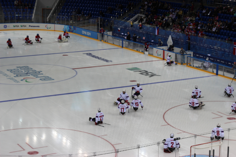 Одна страна - одна команда!