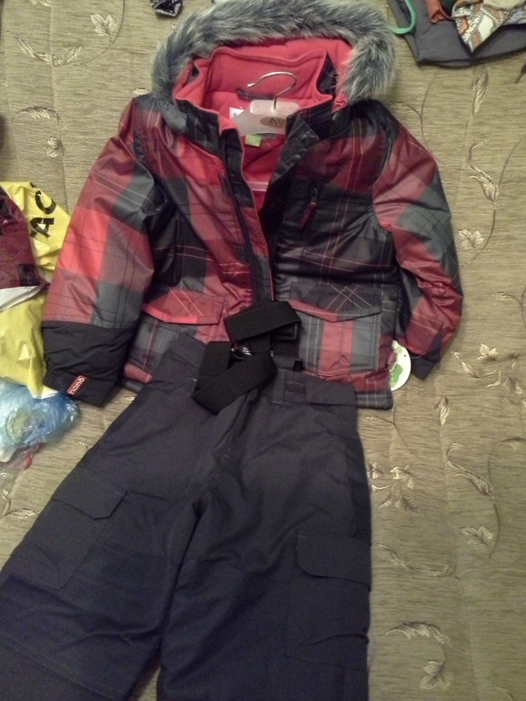 продаю раздельный щипний комбез  nano на мальчика 3ех лет.очень теплый
