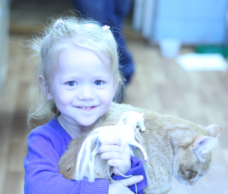 На выходных у бабушки)