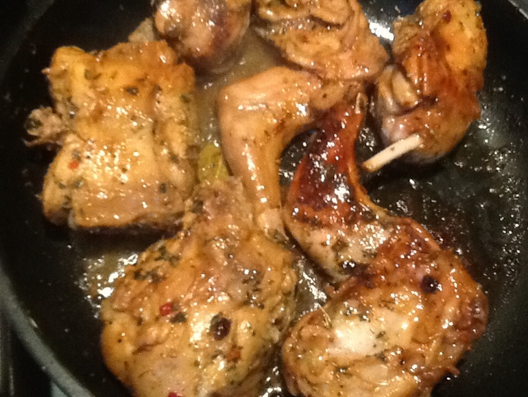 Мультяшный кролик:)