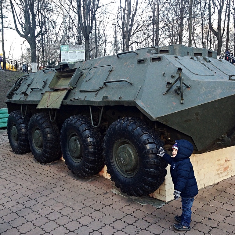 В Музее современной военной техники