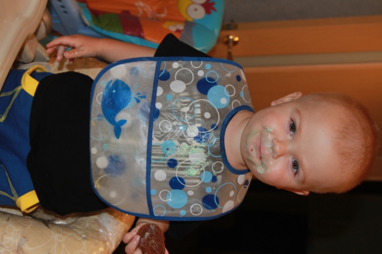 лысая башка, дай пирожка))))))))