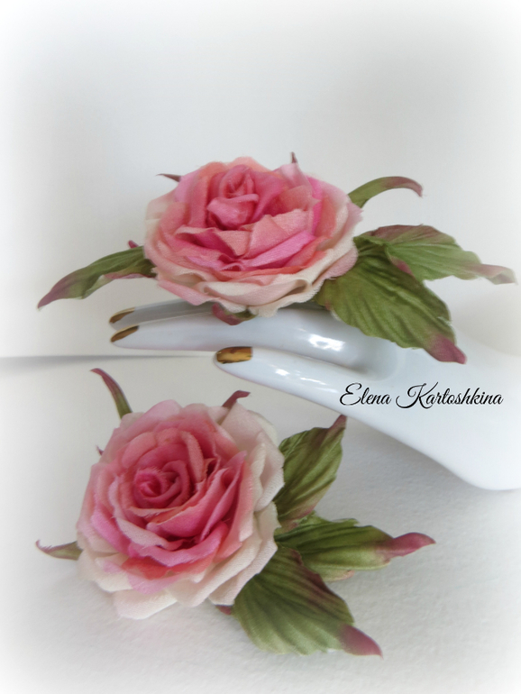 Две шелковые заколочки