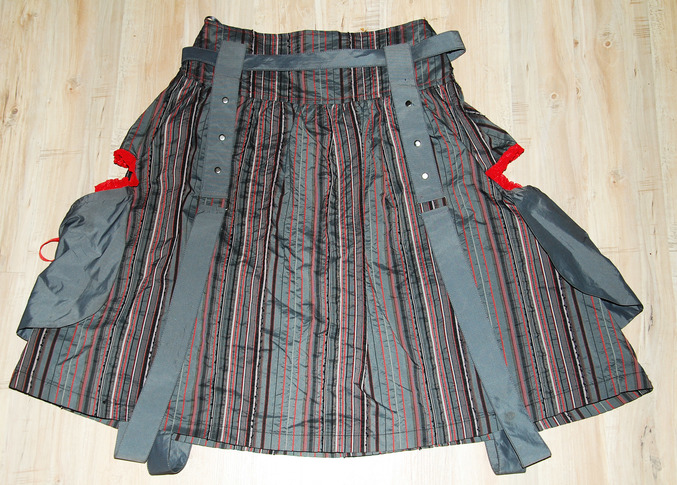 Юбки 42-44, обменяю или продам
