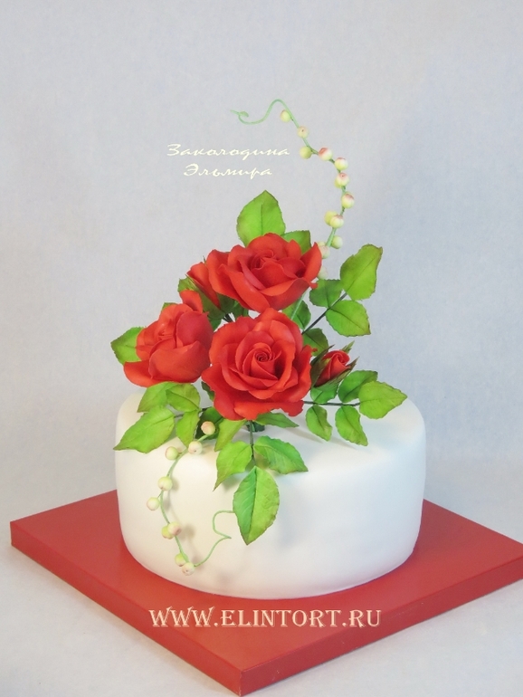 Торт с розами на юбилей.