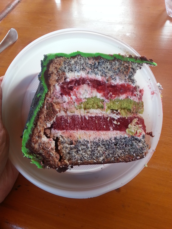 Дамаск с герберами...