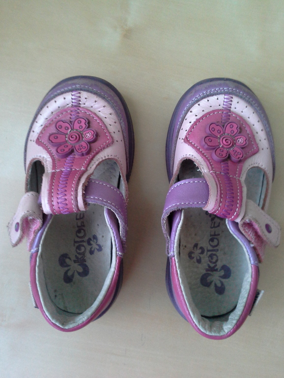 продам обувь б/у для девочки в хорошем и идеальном состоянии