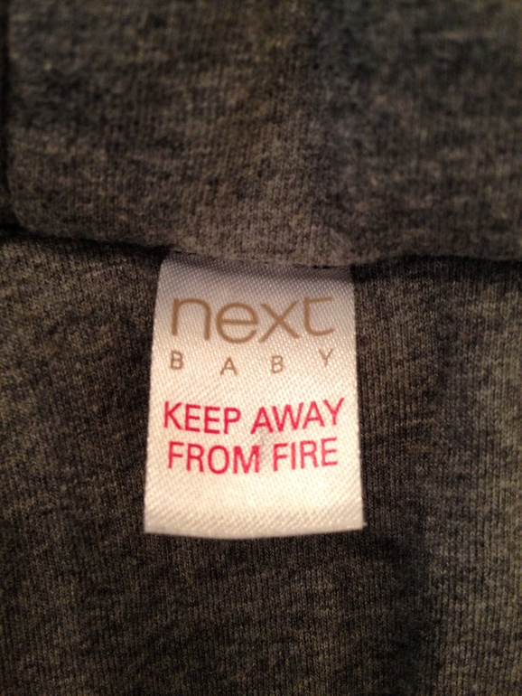 Продается комбинезон Next