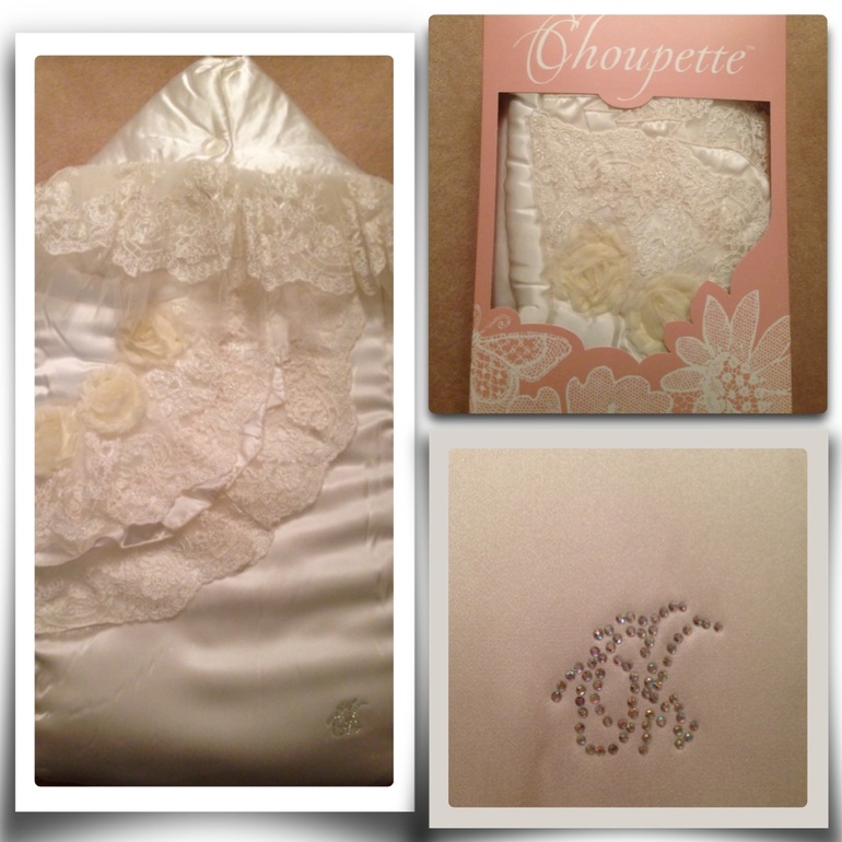 Конверт на выписку Chupette с розами и кружевом.
