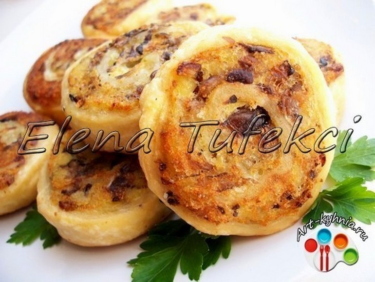 "Картофельно-грибные спиральки"