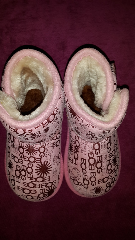 Угги розовые 14,5см по стельке 700 руб