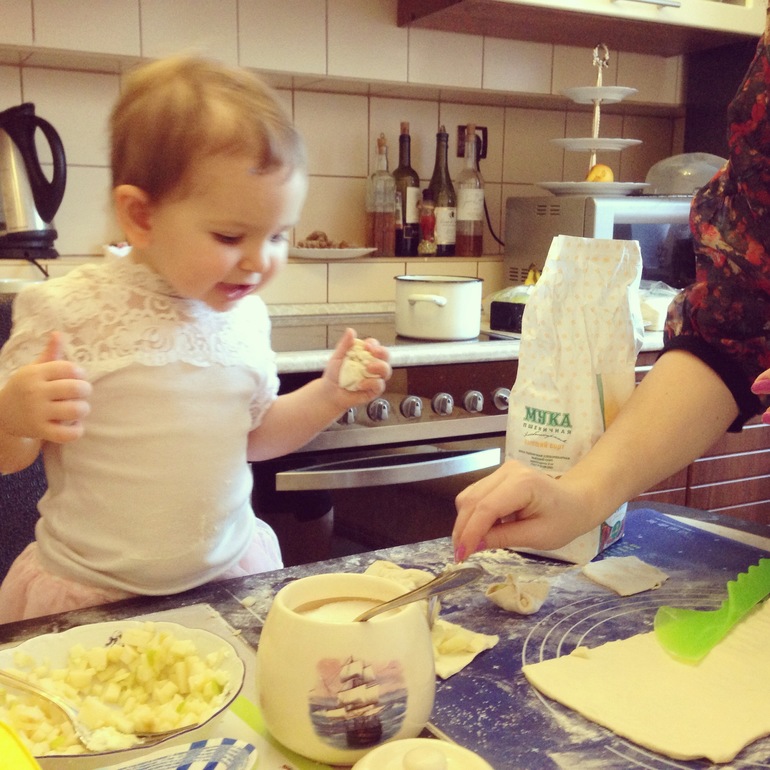 Наши ходилки бродилки по гостям))