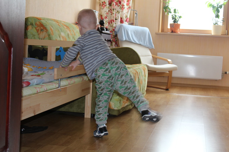 Вот и пошли мы по дороге с музыкой.