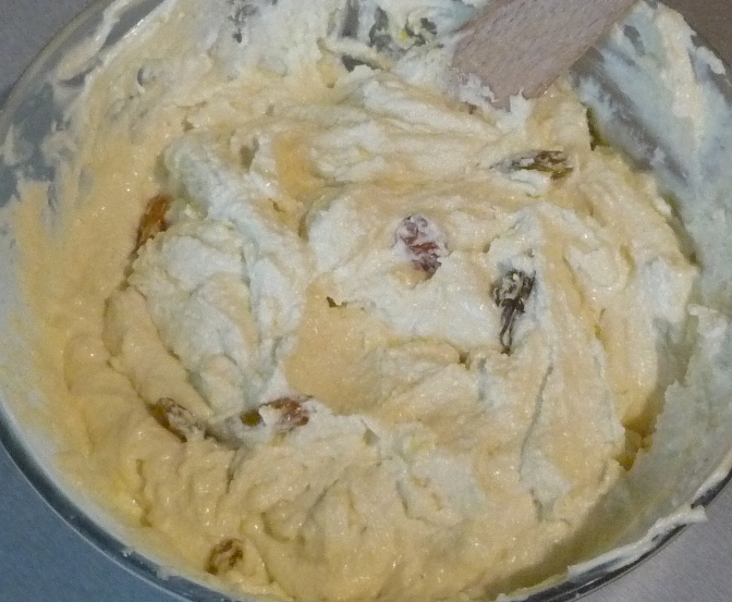 ТВОРОЖНАЯ ЗАПЕКАНКА С ИЗЮМОМ!