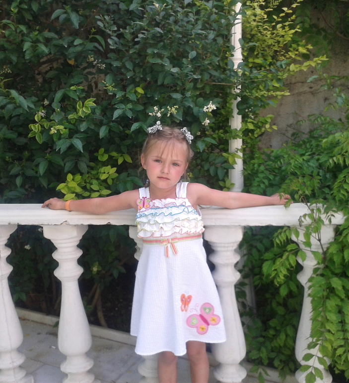 Наша Лизавета на отдыхе в Турции