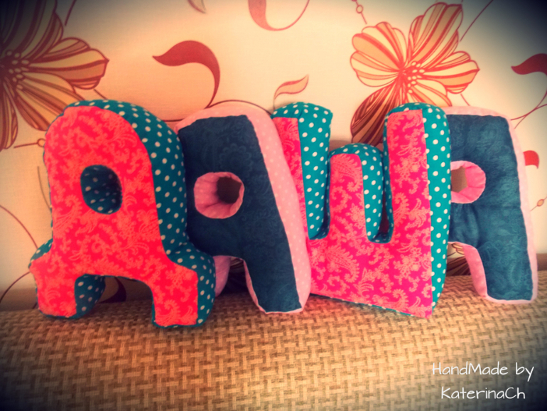 Интерьерные буквы - подушки