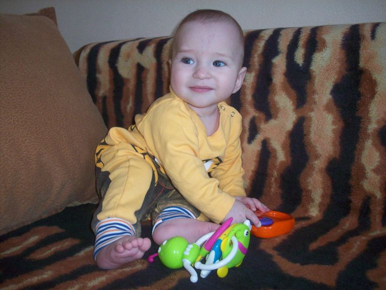 8 месяцев Данюшке!