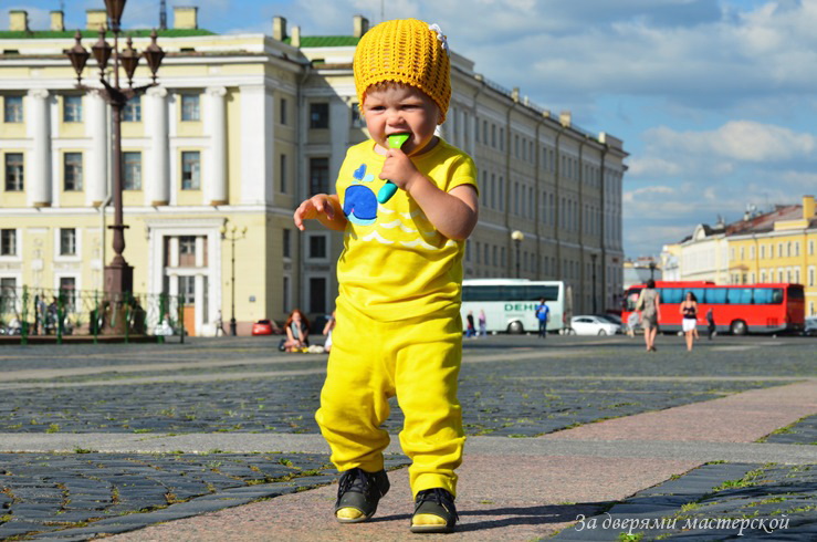 Фотовоспоминания. Ланч на Дворцовой. Дочке 1 год и 2 месяца