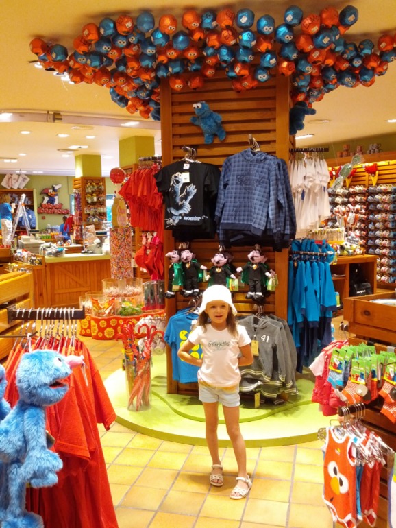 Отель и парк Port Aventura, а также новый аквапарк Costa Caribe Aquatic Park