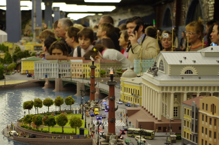 Понедельник-день прекрасный)))