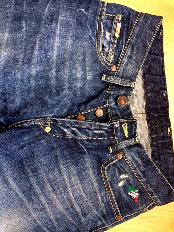 Платья , кофточки , джинсы и подарки !!!!! ))