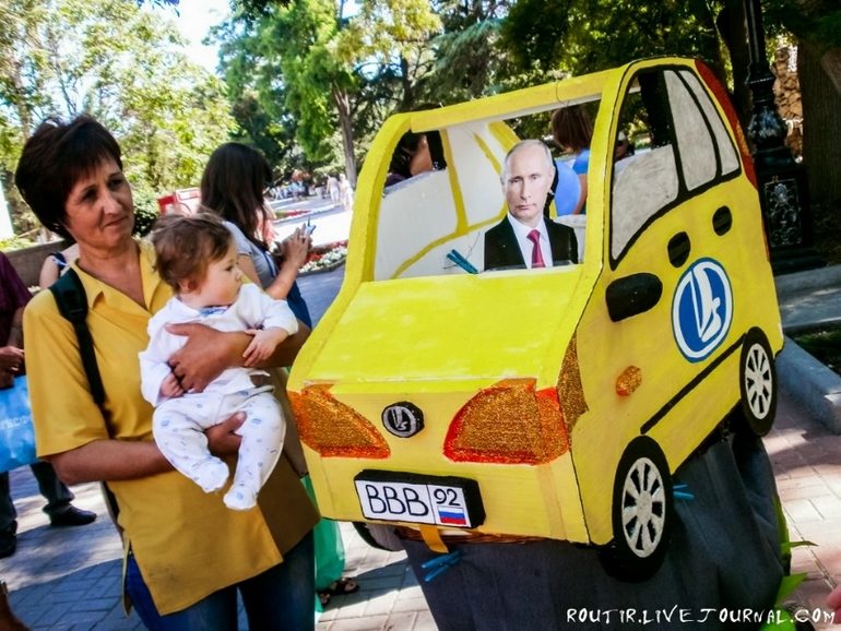 Наша победа в Четвертом Севастопольском параде колясок (много фото+опрос)